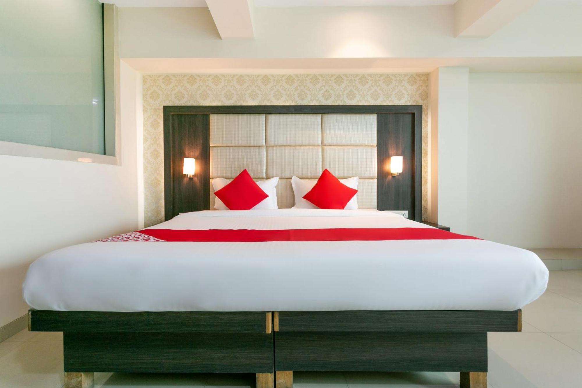 Collection O Hotel Pearl Residency Mumbai Exterior photo